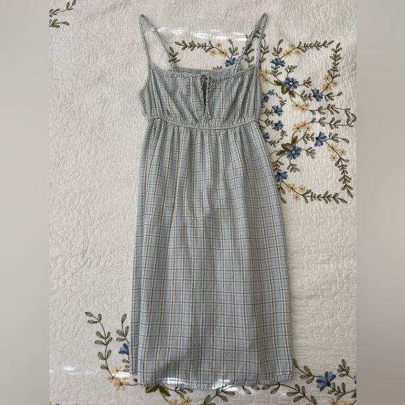 Billabong Dresses & Skirts - Billabong Light Blue White and Black Plaid Midi Dress S
